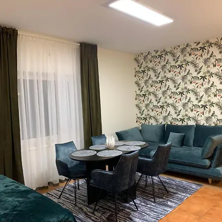 Renata Laure Apartmán *