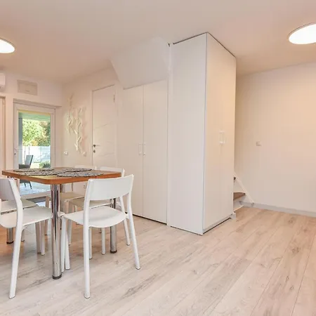 Апартаменты Renata Laure