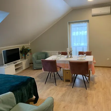 Renata Laure Паланга