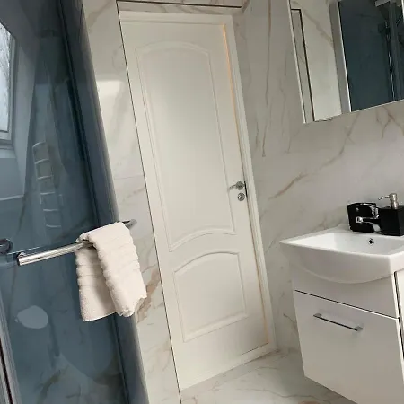 Апартаменты Renata Laure *