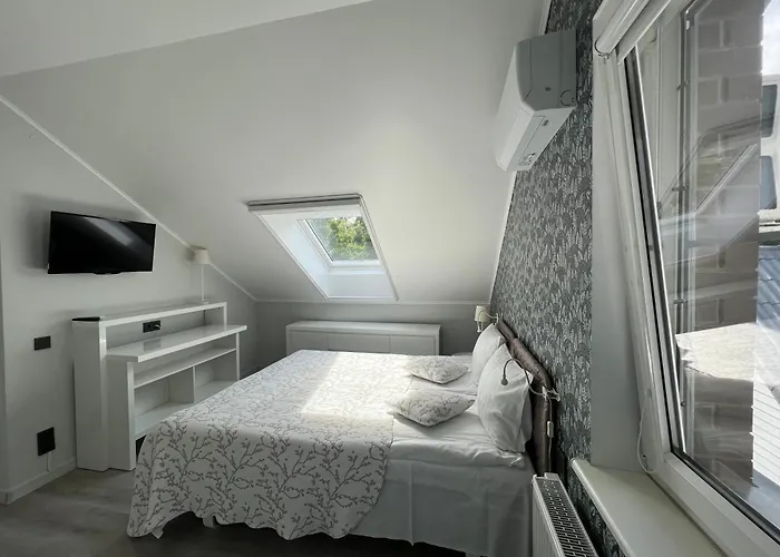 Renata Laure Apartment *