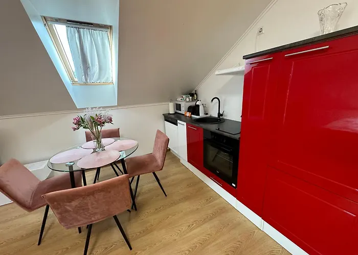 Apartment Renata Laure *